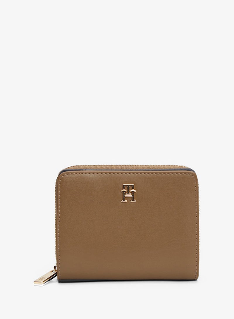 TOMMY HILFIGER Hilfiger Icon Zip-Around Flap Wallet - Image 1